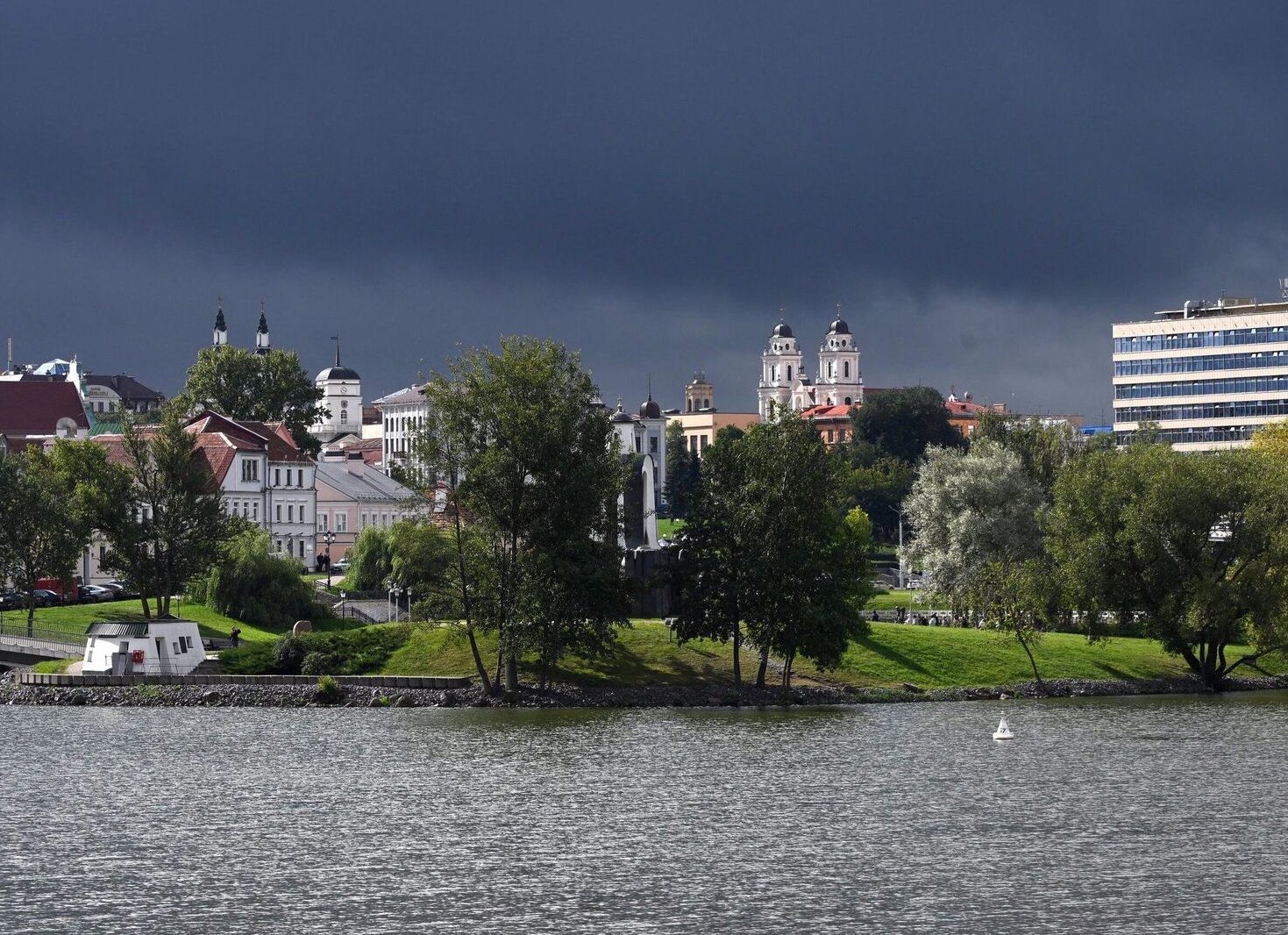 Гроза прогремела ранним утром: народная примета Гроза прогремела ранним утром: народная примета